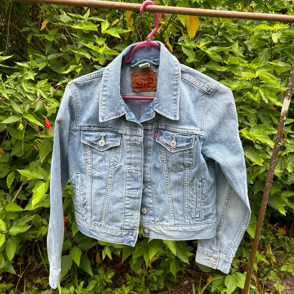 Levi’s denim jacket